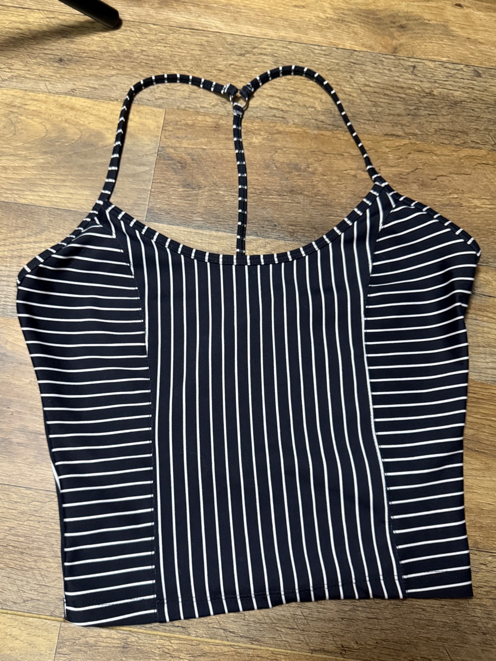 Victoria’s Secret On Point Striped Cropped Tank Top Small